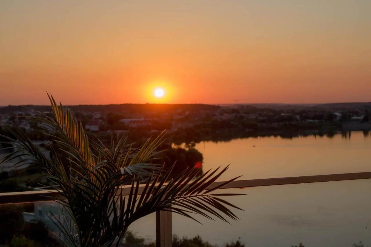 Cozy Special Lake View Residence Bucharest
