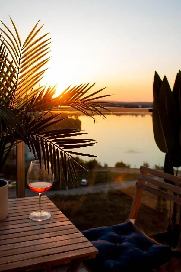 Cozy Special Lake View Residence Bukarest 0*,