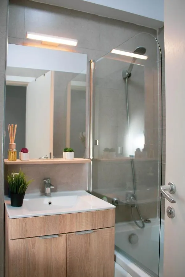 Cozy Special Lake View Residence Bukarest Apartment